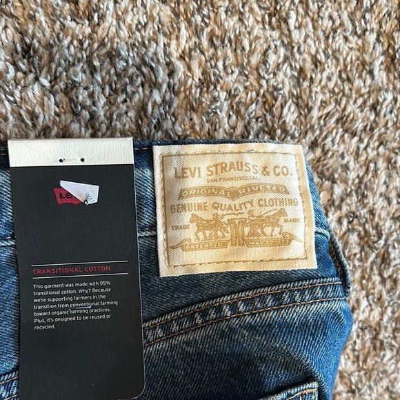 Levi's Classic Blue Denim Skirt NWT Premium White Tag - Picture 7 of 9